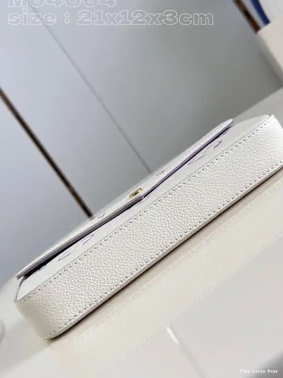Fake Louis Bags LOUIS FÉLICIE POCHETTE VUITTON 0626